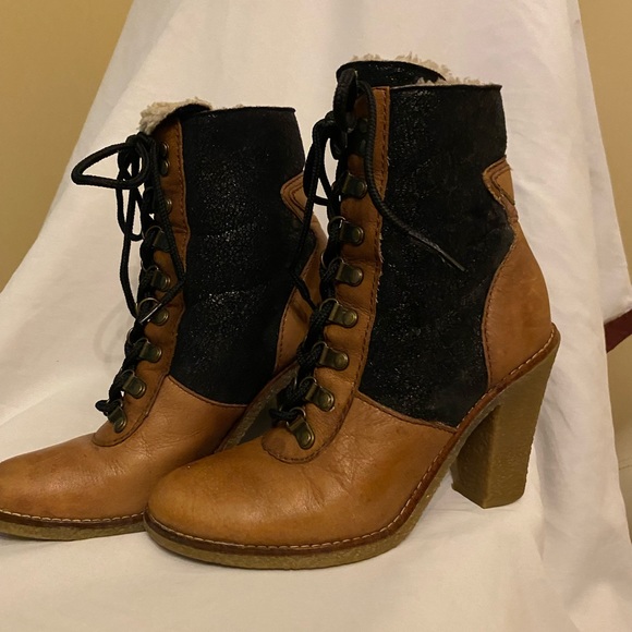 Ladies fur lined boots. Tara soft brown leather boot says size7 fits like 8 - Picture 1 of 16